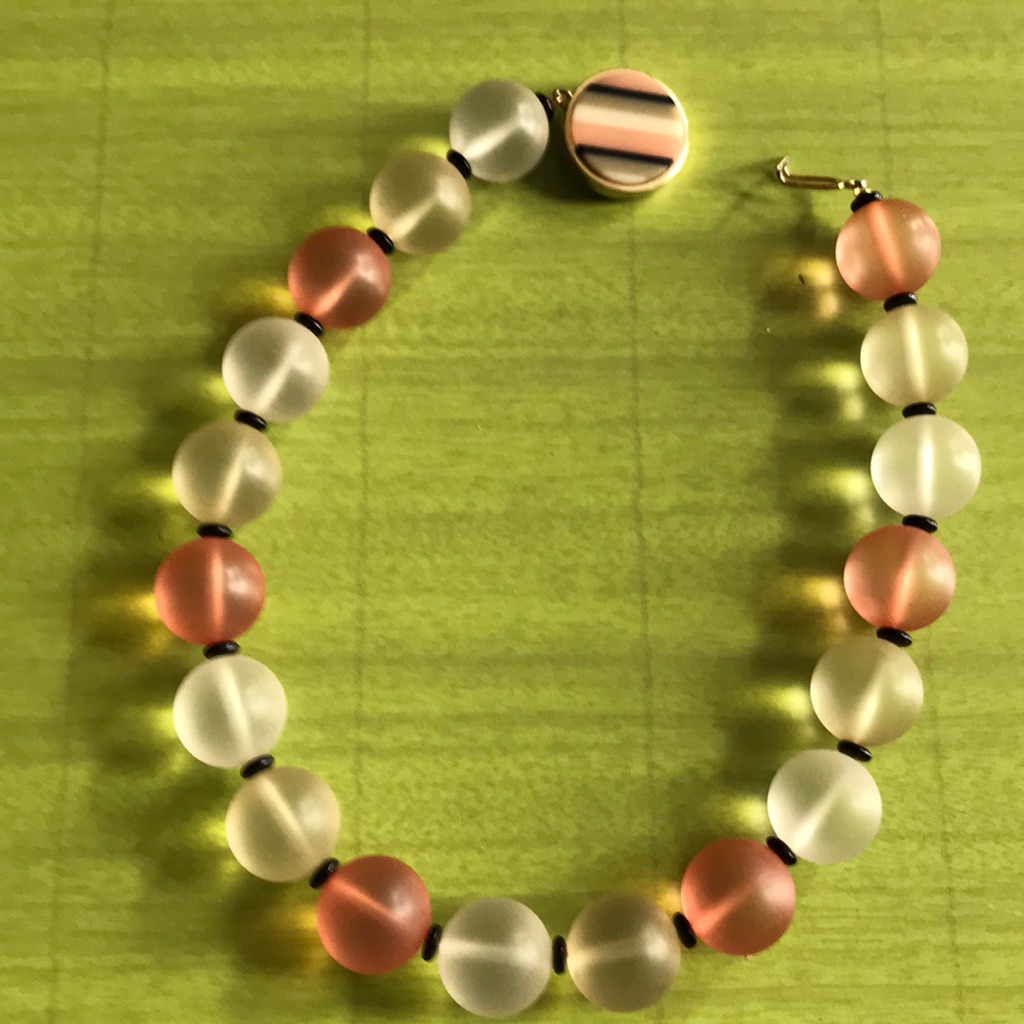 Stylish Costume Neck 16 Milky Beads Hook Clasp